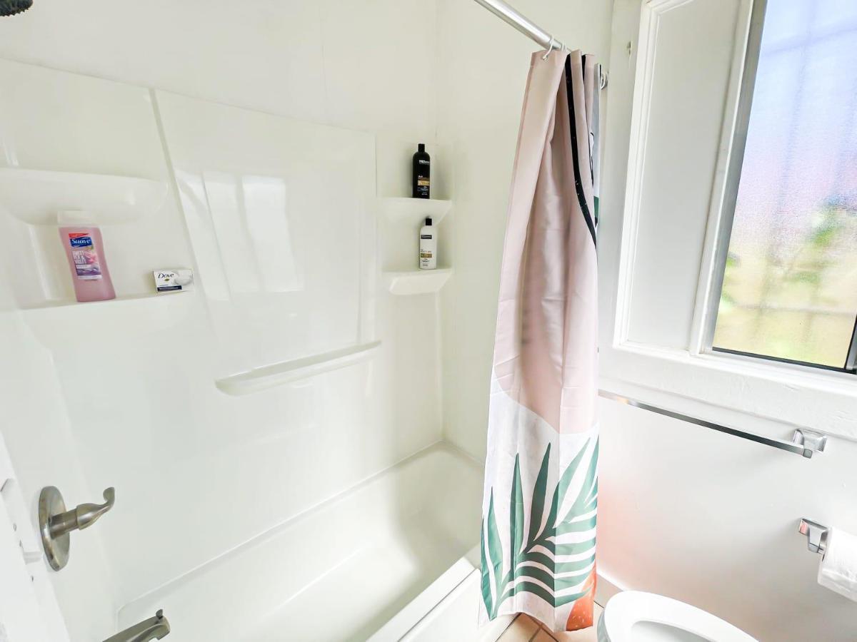 Peaceful 2 Bedroom Home - Nh-Win ロサンゼルス エクステリア 写真